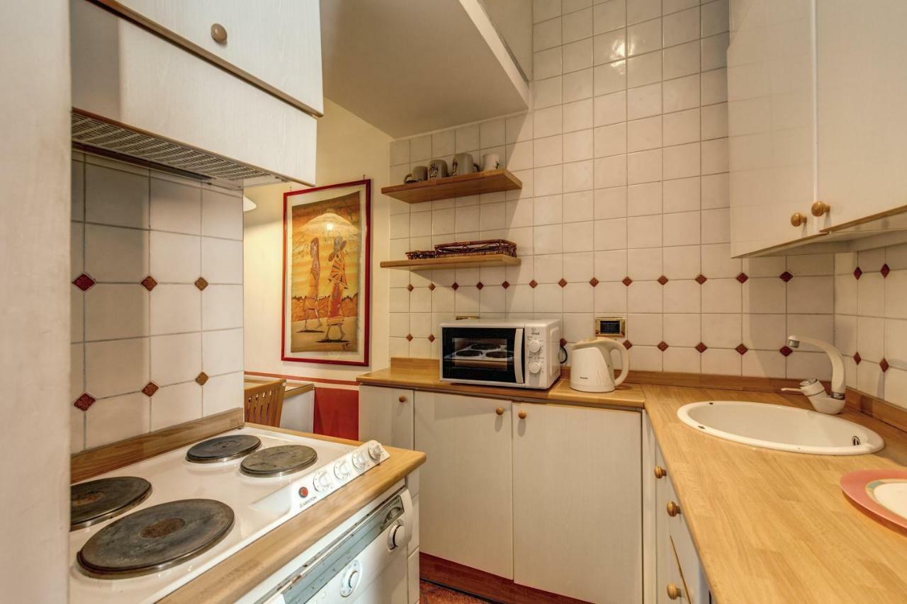 Apartmán Lovely Flat By The Trevi Fountain Řím Exteriér fotografie